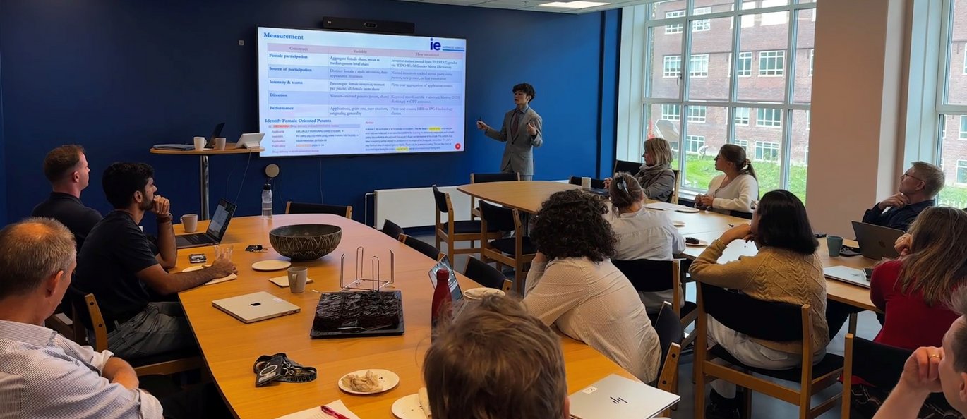 Lucas Lee presenting at ODA seminar